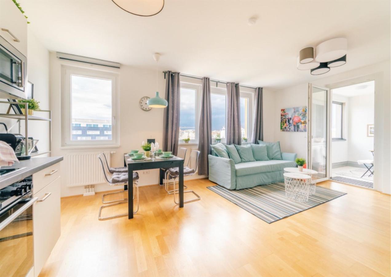 Balcony Apartment, 1 Min To Metro, Perfect For Long * Viena
